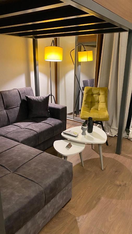Apartment Modern Tiny House In *